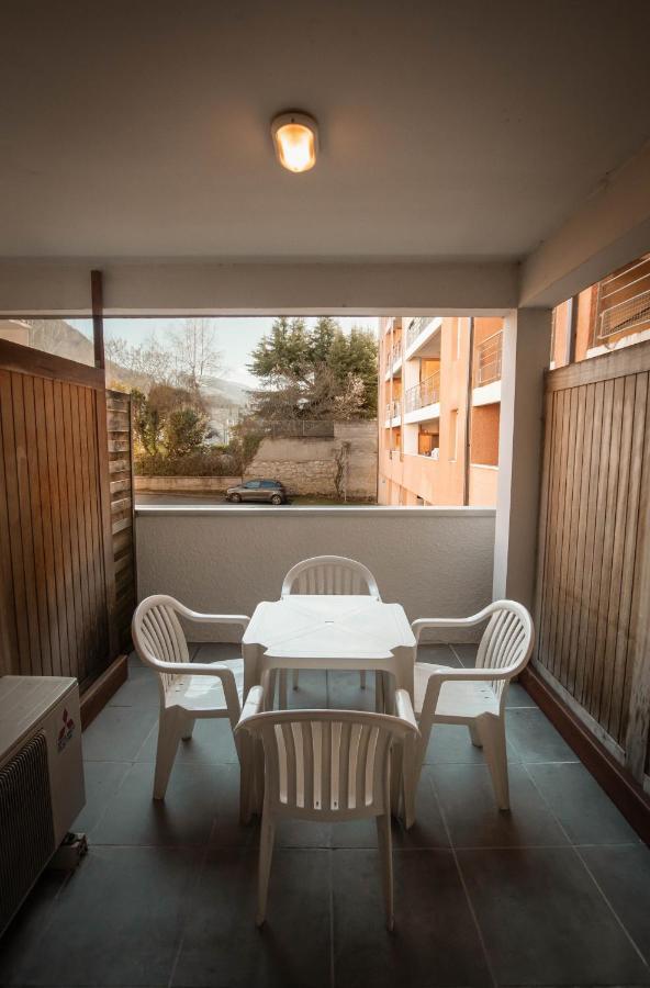 Le Petit Pyreneen - Centre; Terrasse; Parking Lourdes Exterior foto
